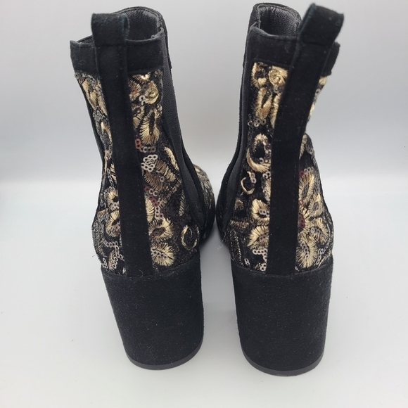 Stuart Weitzman Women's Sz 6.5 M Mediate Sequins Embroidered Metallic Bo… - Picture 6 of 11